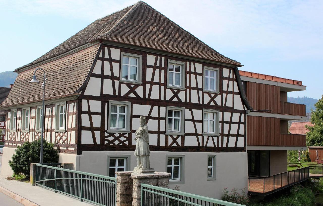 Sternen Bohlingen Aparthotel Ngoại thất bức ảnh